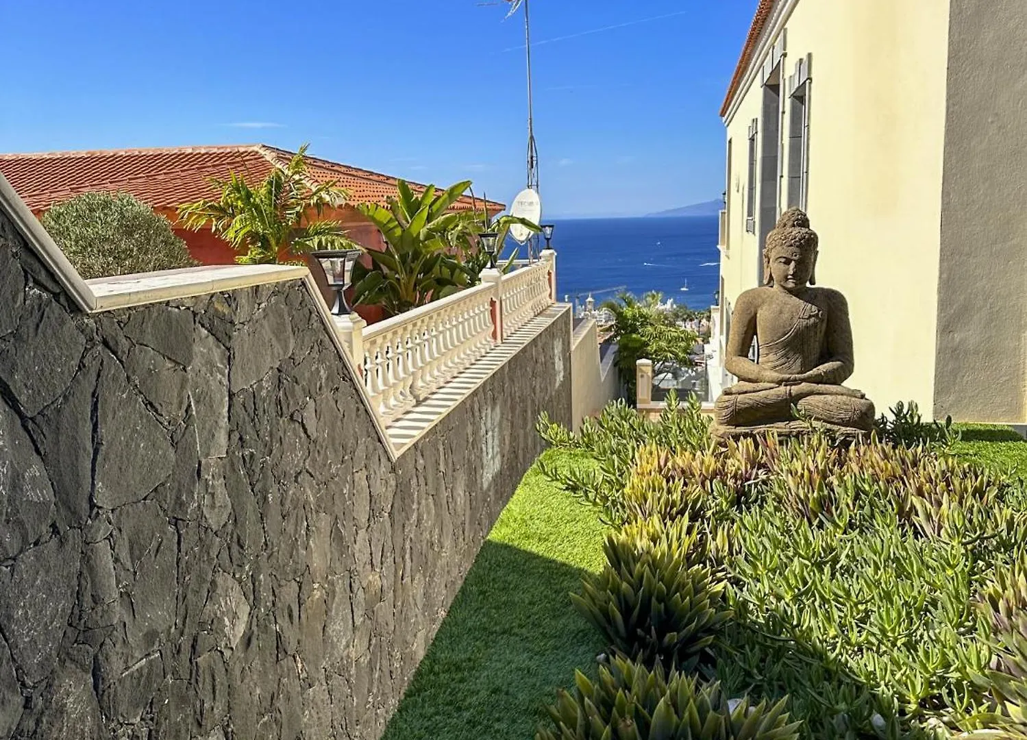 Boutique Villa Leicht & Friends Costa Adeje  Lägenhetshotell Costa Adeje (Tenerife)